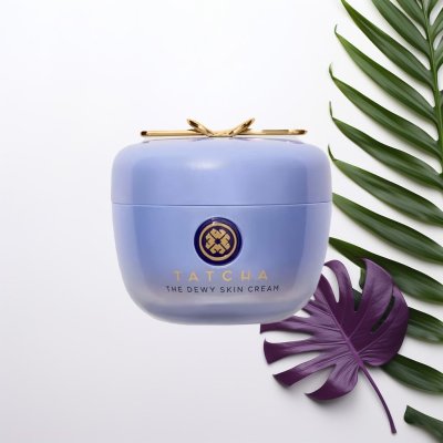 Odkryj nawilżający "raj" z Tatcha dewy skin cream.To Twój klucz do promiennej, zdrowej skóry.